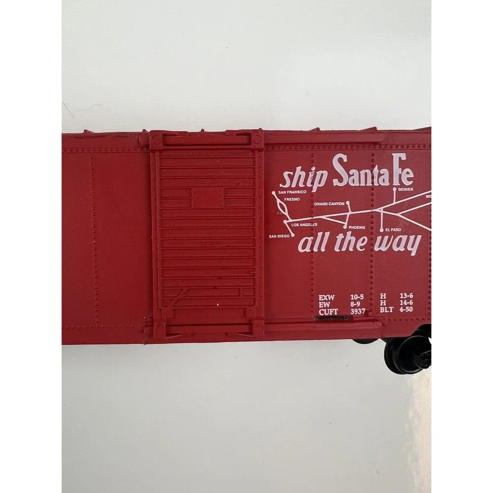 Conductor's Choice HO scale Santa Fe Box Car Life-Like Brand Realistic Toy
